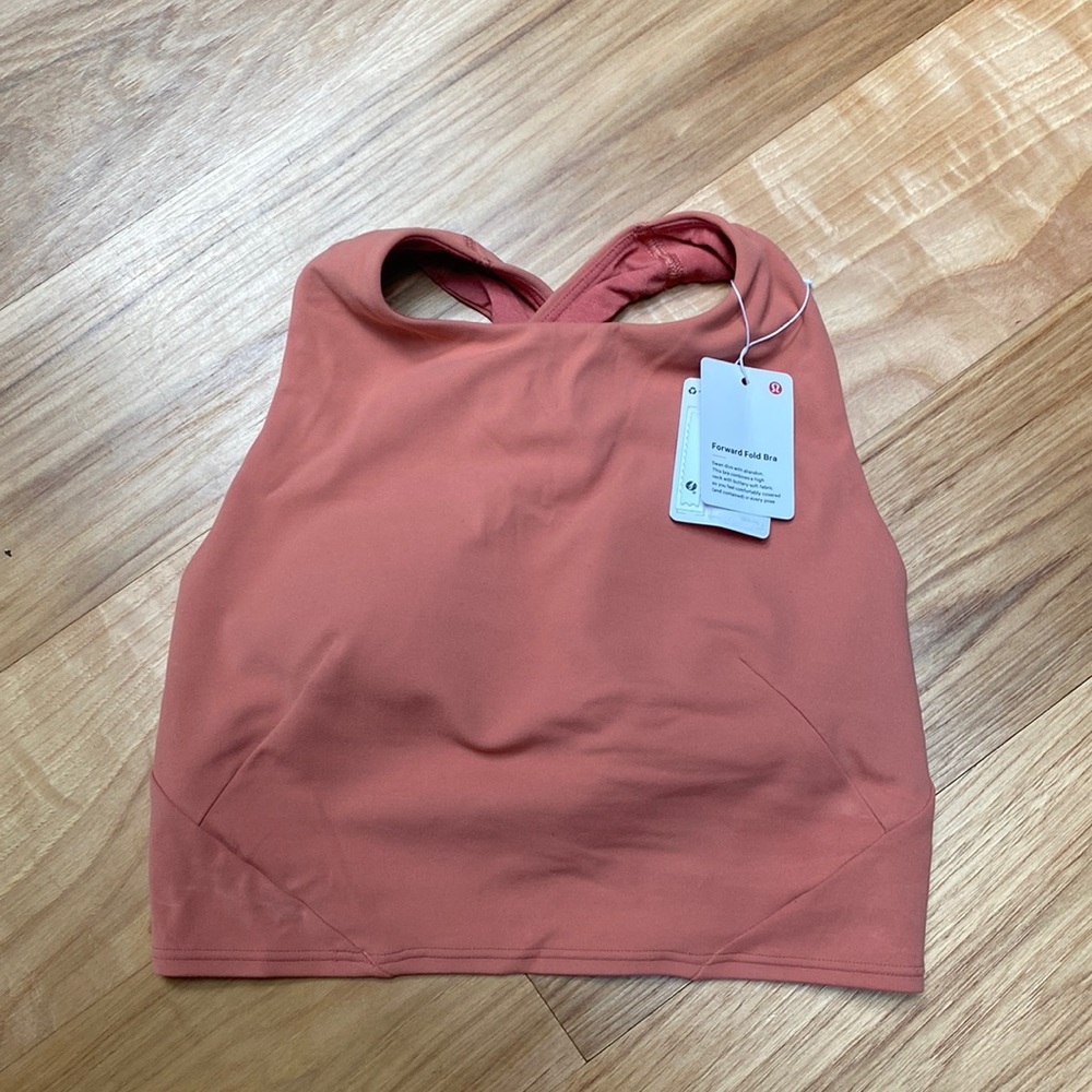 NWT Lululemon Forward Fold Bra - Picture 3 of 7